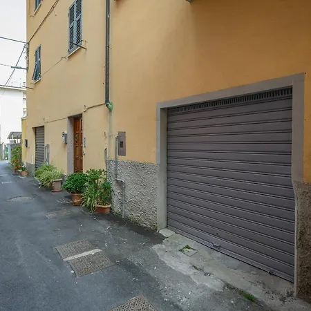 Elieli アパート *